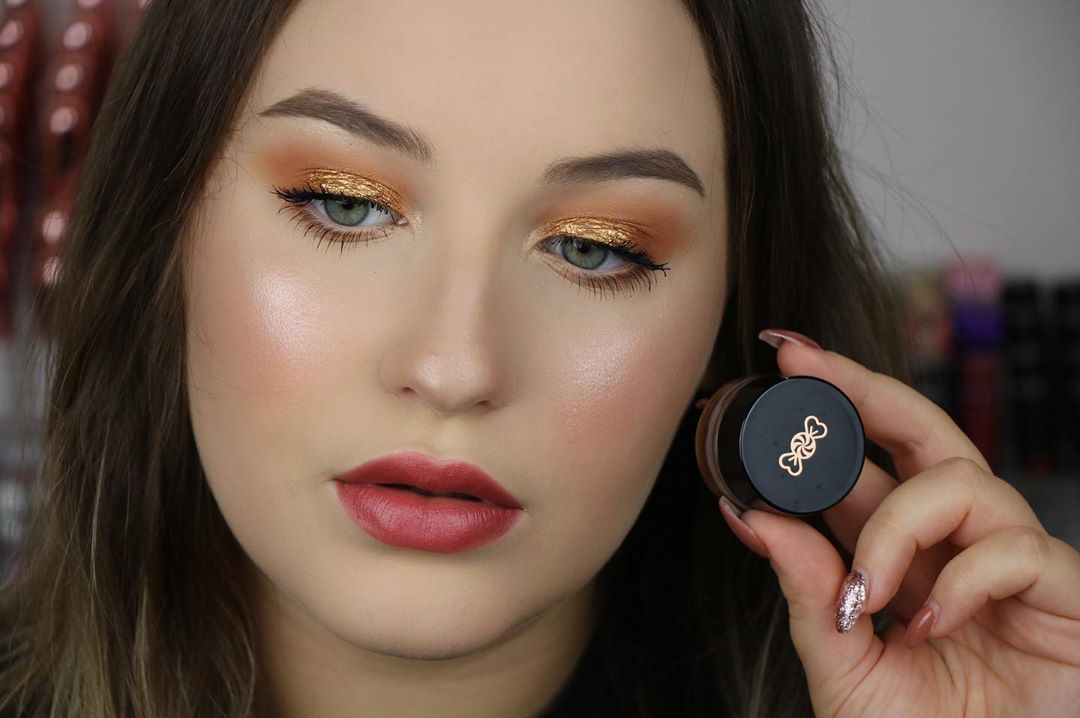 Cliomakeup-makeup-occhi-preferiti-clio-9-mousse-dore