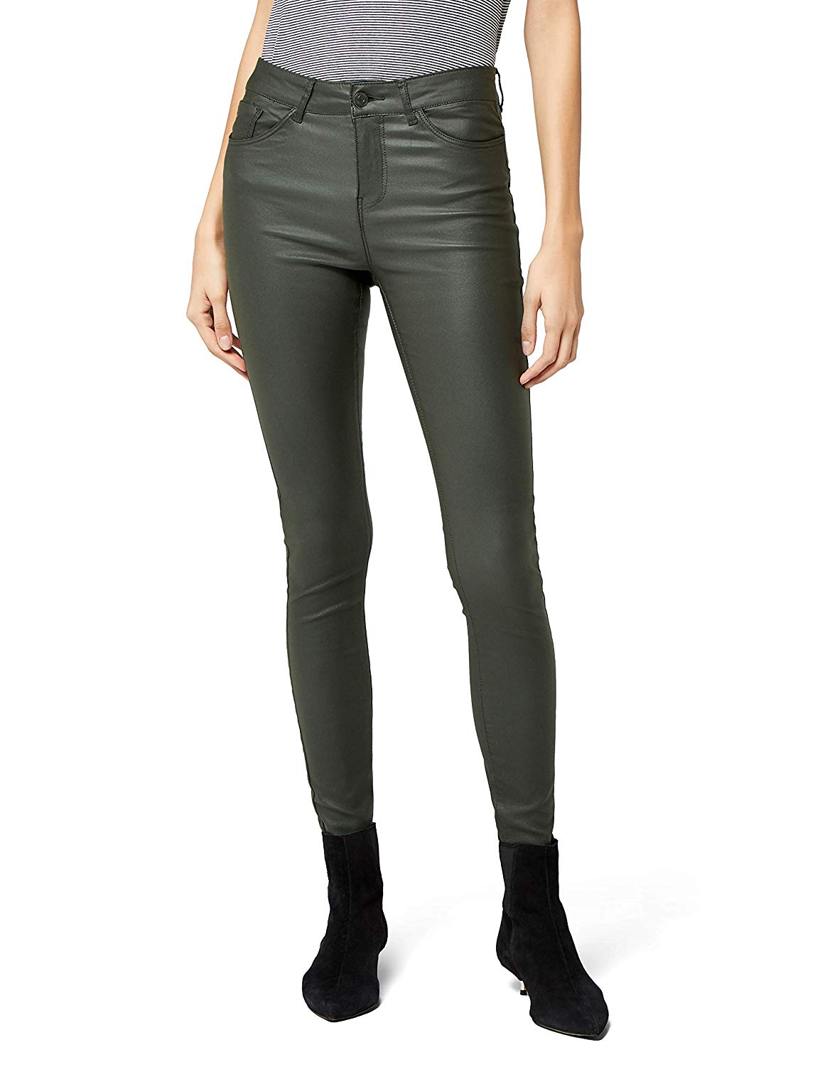 Cliomakeup-pantaloni-colorati-per-inverno-25-pantaloni-pelle