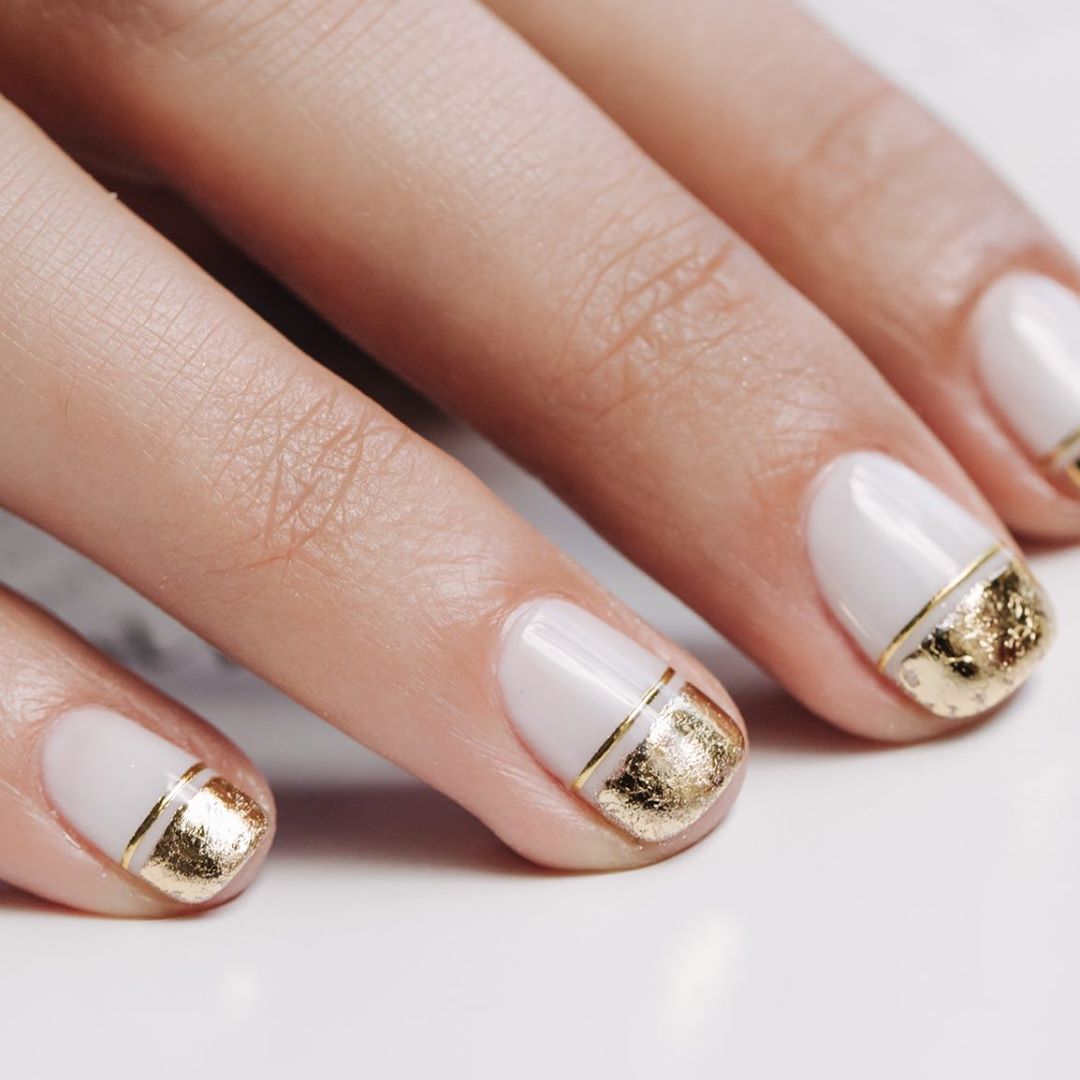 Cliomakeup-unghie-white-winter-nails-17-oro-metal