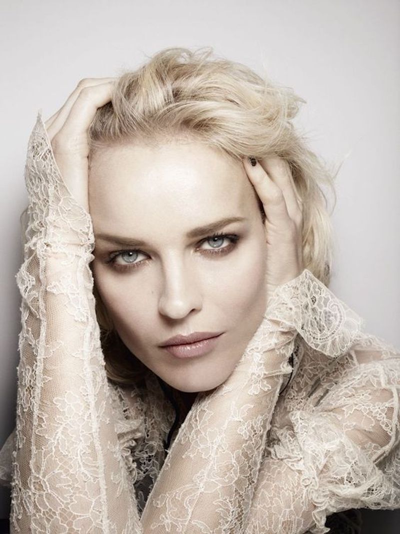 cliomakeup-matita-nera-armocromia-7-Eva-herzigova