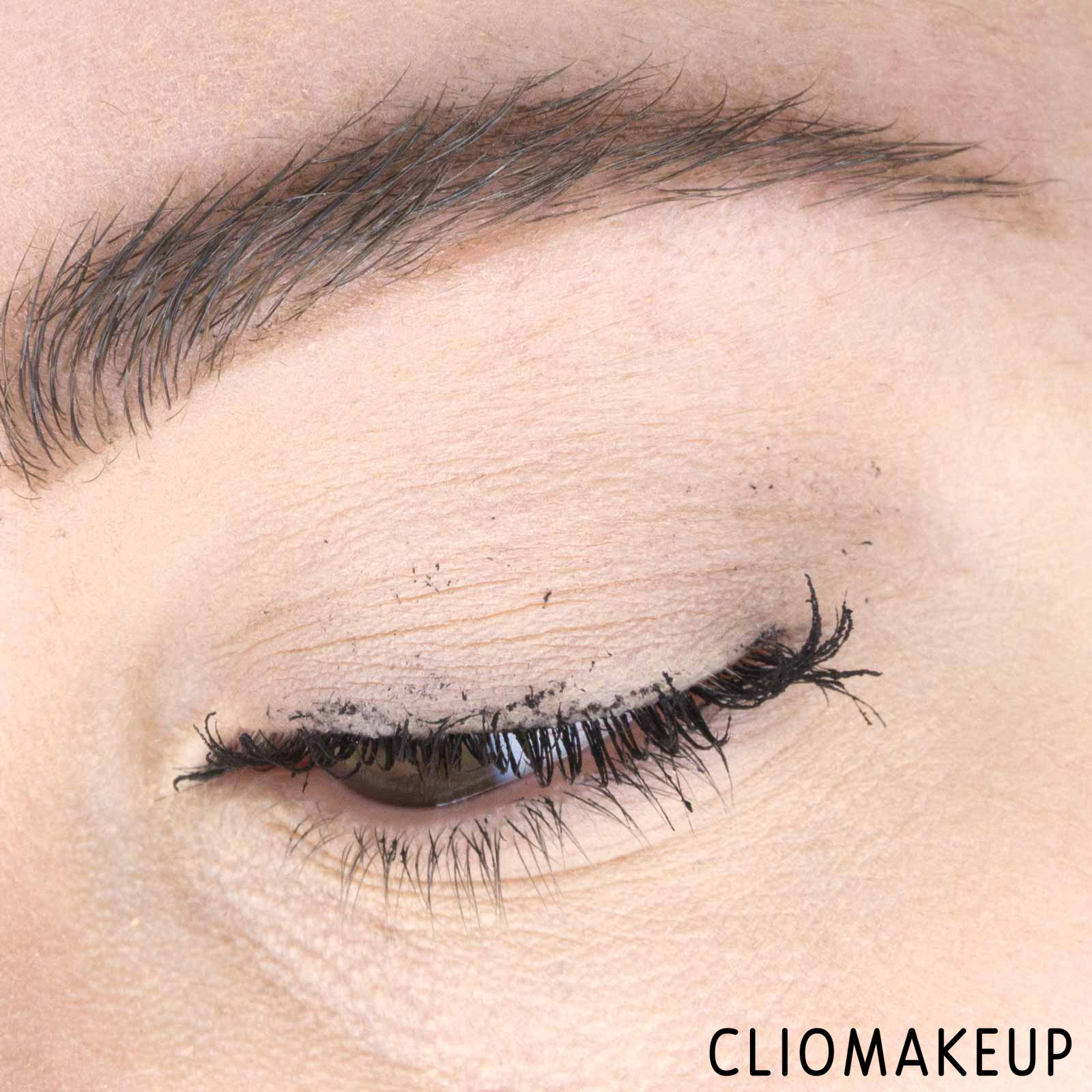 cliomakeup-recensione-mascara-bobbi-brown-smokey-eye-mascara-15