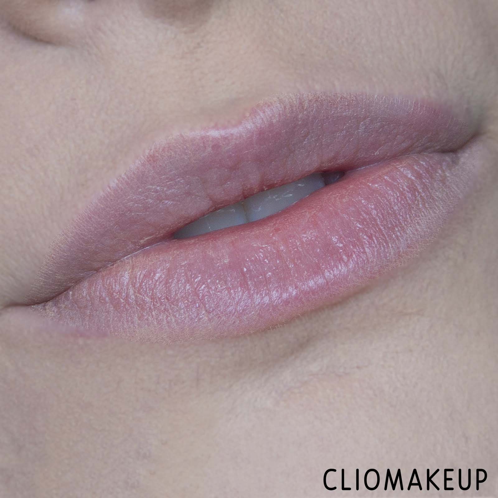 cliomakeup-recensione-rossetto-liquido-kiko-party-all-night-metallic-lip-paint-10
