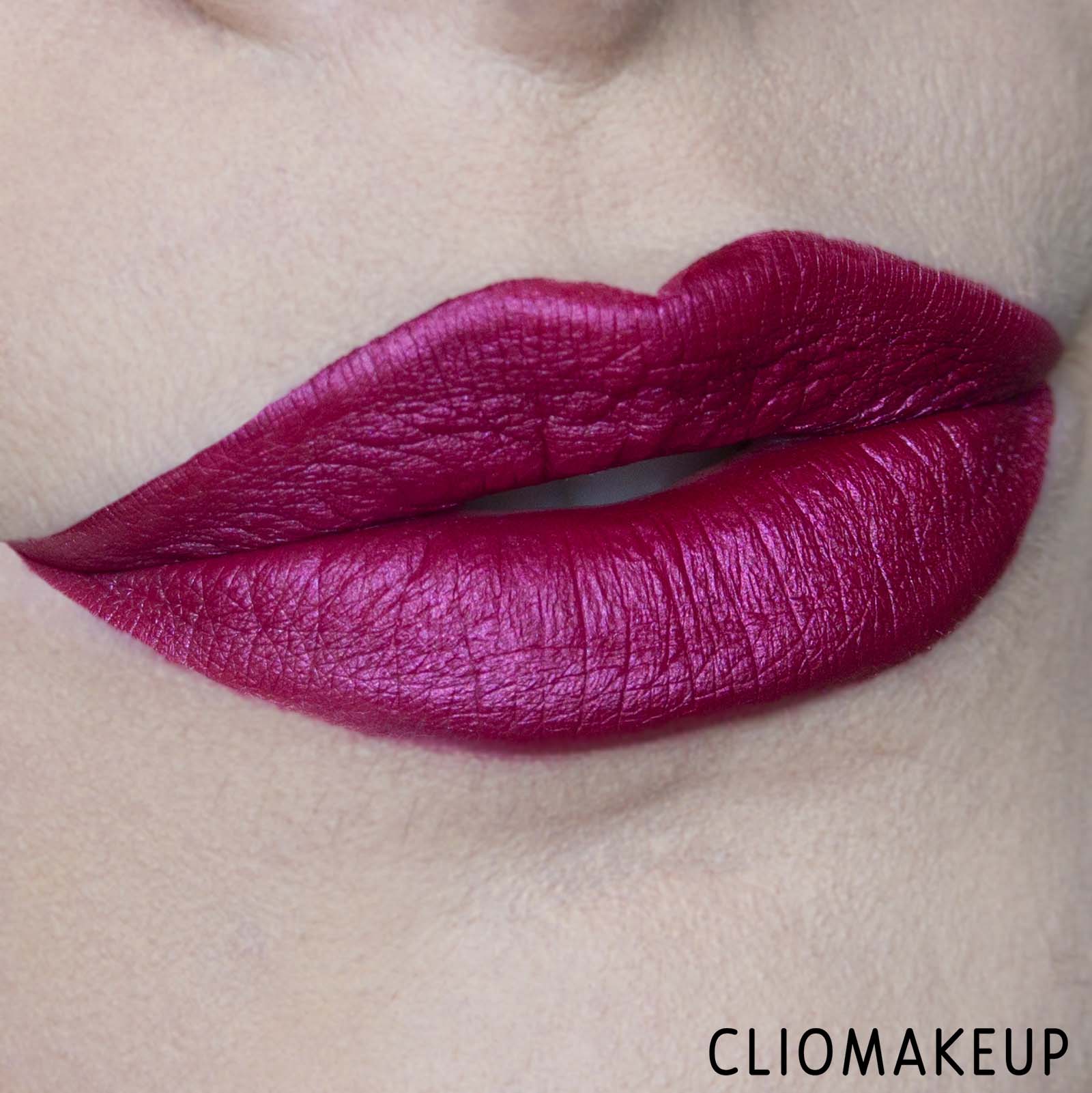 cliomakeup-recensione-rossetto-liquido-kiko-party-all-night-metallic-lip-paint-12