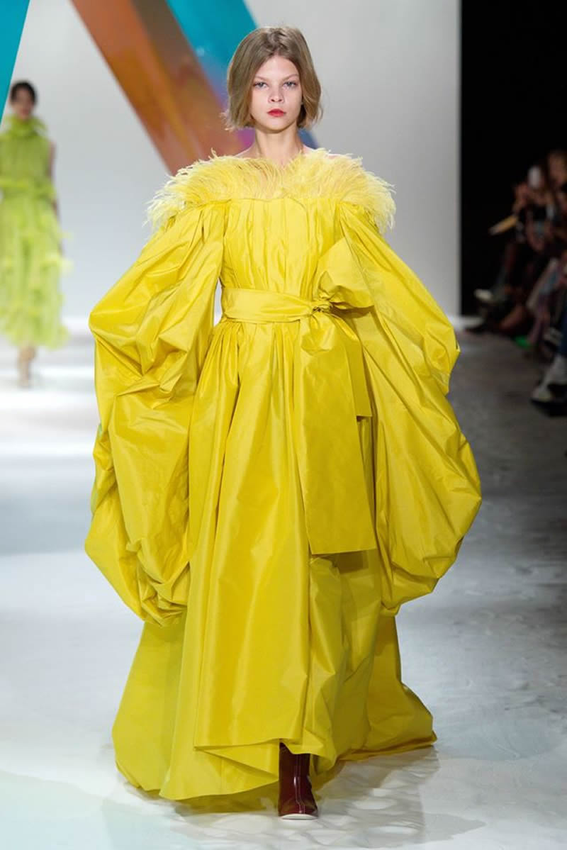 cliomakeup-tendenze-moda-primavera-estate-2020-15-roksanda-piume