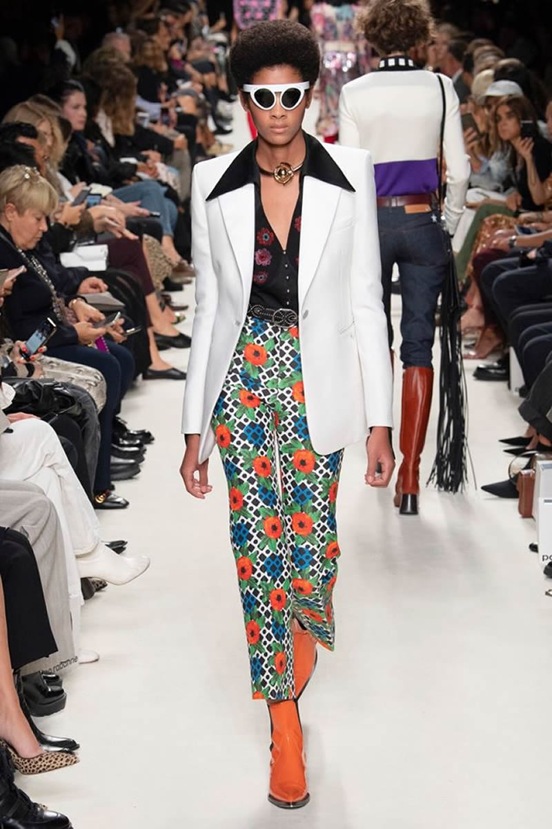 cliomakeup-tendenze-moda-primavera-estate-2020-7-paco-rabanne-camicia-nera