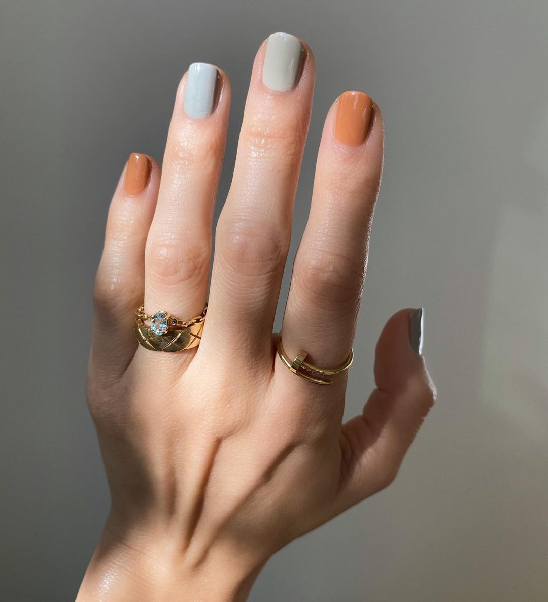 Cliomakeup-unghie-caramel-latte-3-betina_goldstein