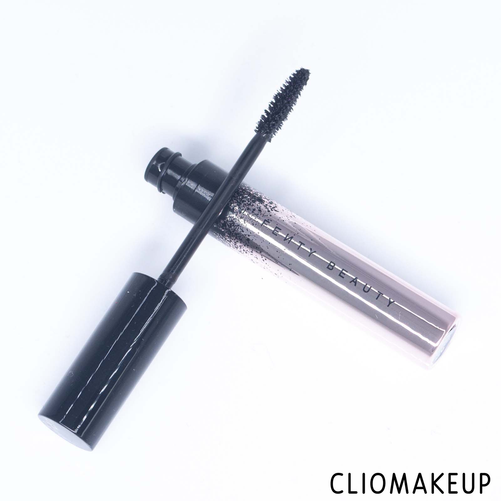 cliomakeup-recensione-mascara-fenty-beauty-full-frontal-volume-lift-e-curl-mascara-5