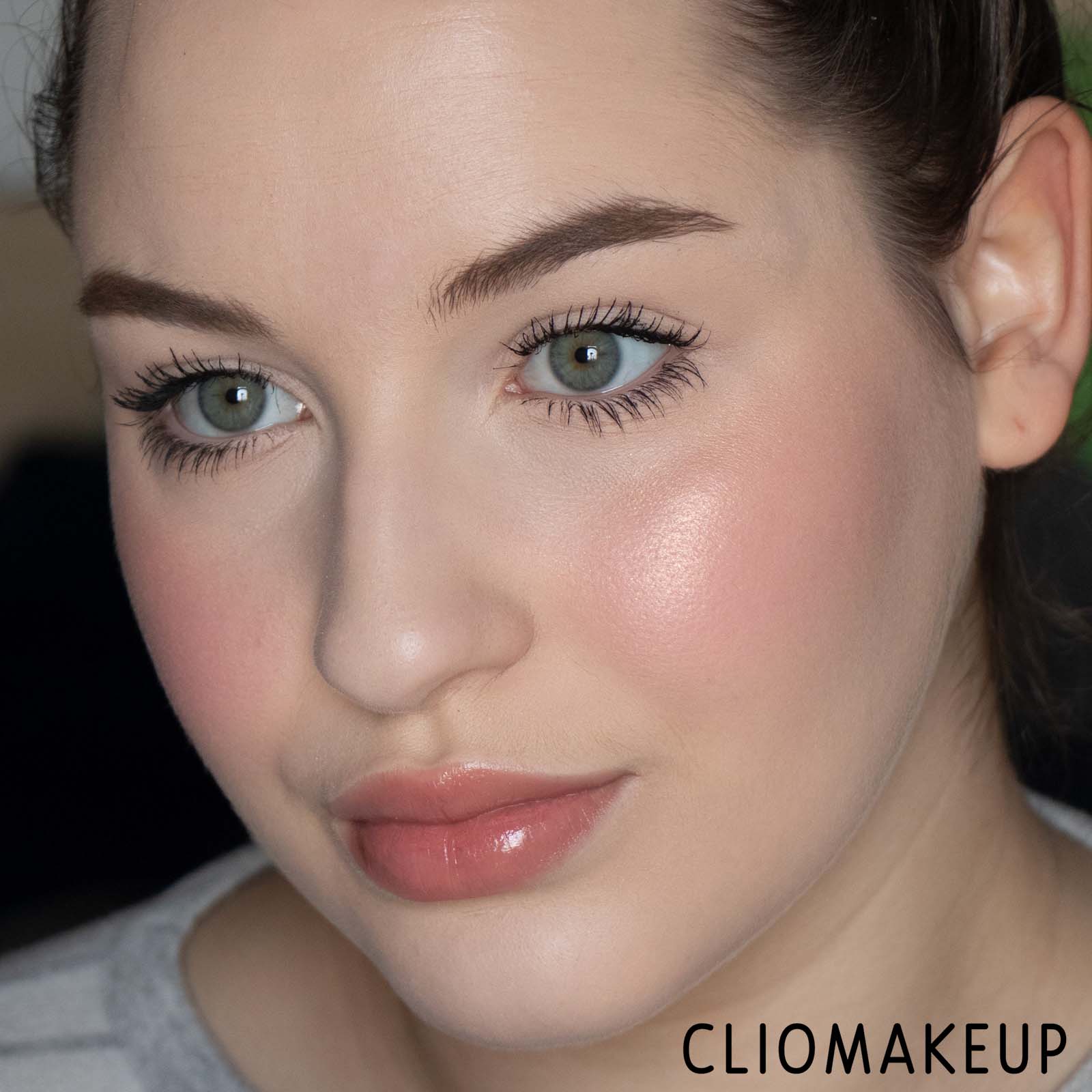 cliomakeup-recensione-palette-viso-natasha-denona-bloom-blush-e-glow-palette-12