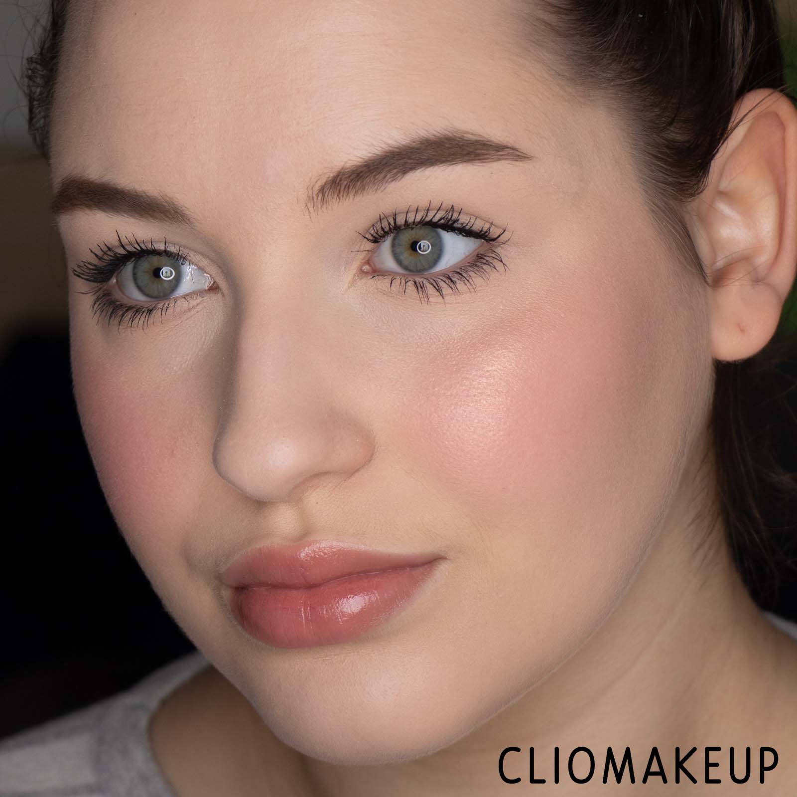 cliomakeup-recensione-palette-viso-natasha-denona-bloom-blush-e-glow-palette-13