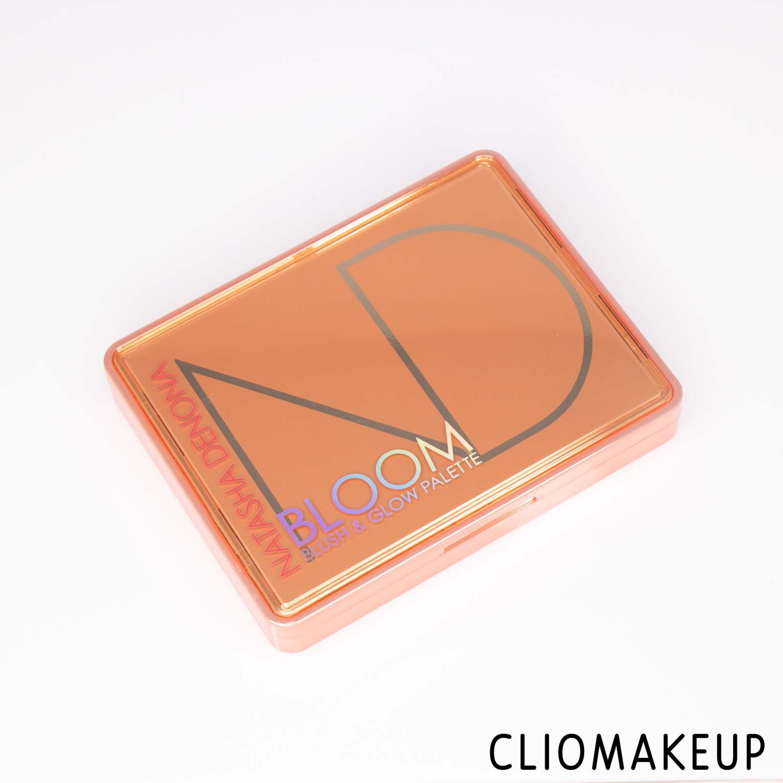 cliomakeup-recensione-palette-viso-natasha-denona-bloom-blush-e-glow-palette-4