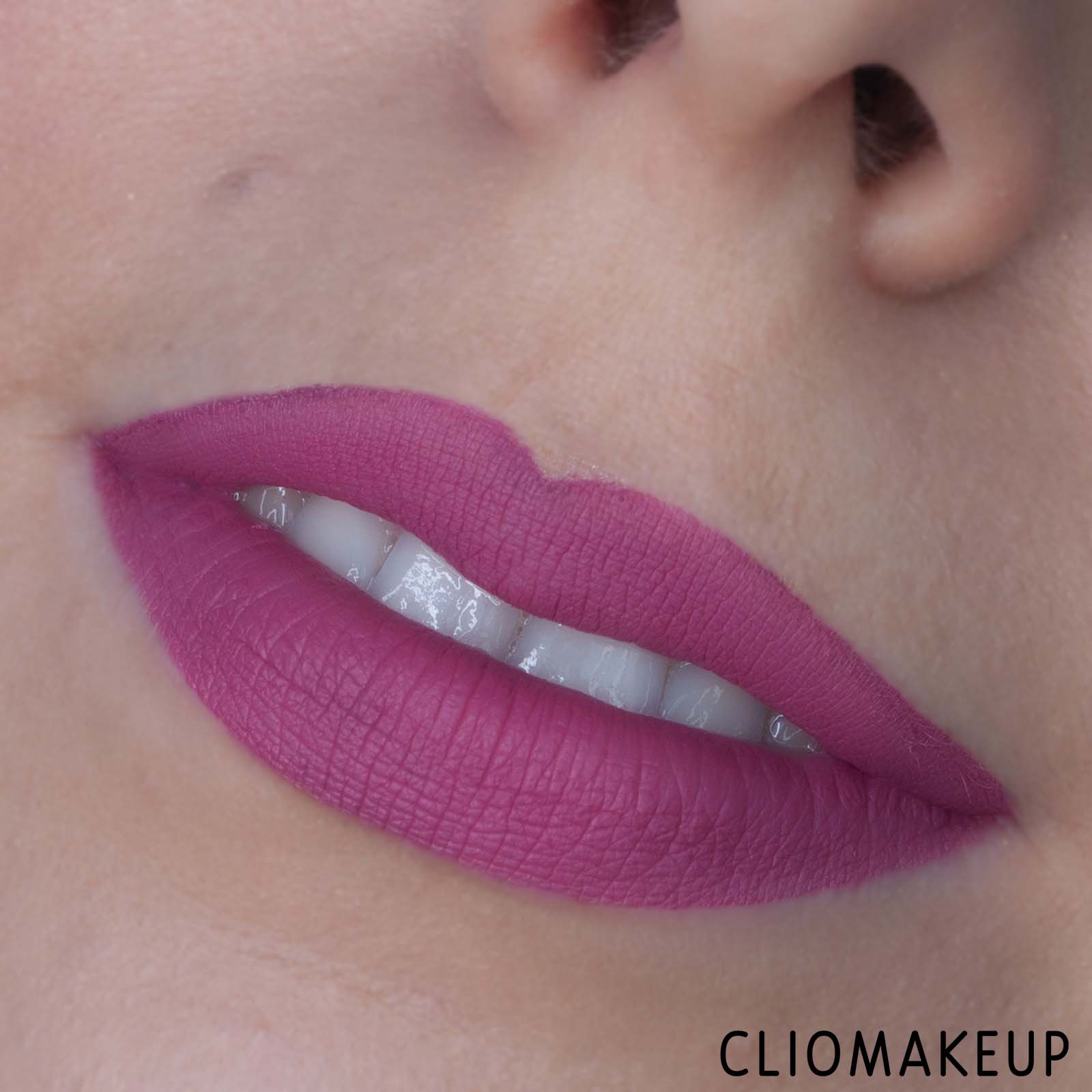 cliomakeup-recensione-rossetti-deborah-absolute-lasting-liquid-lipstick-pinks-14