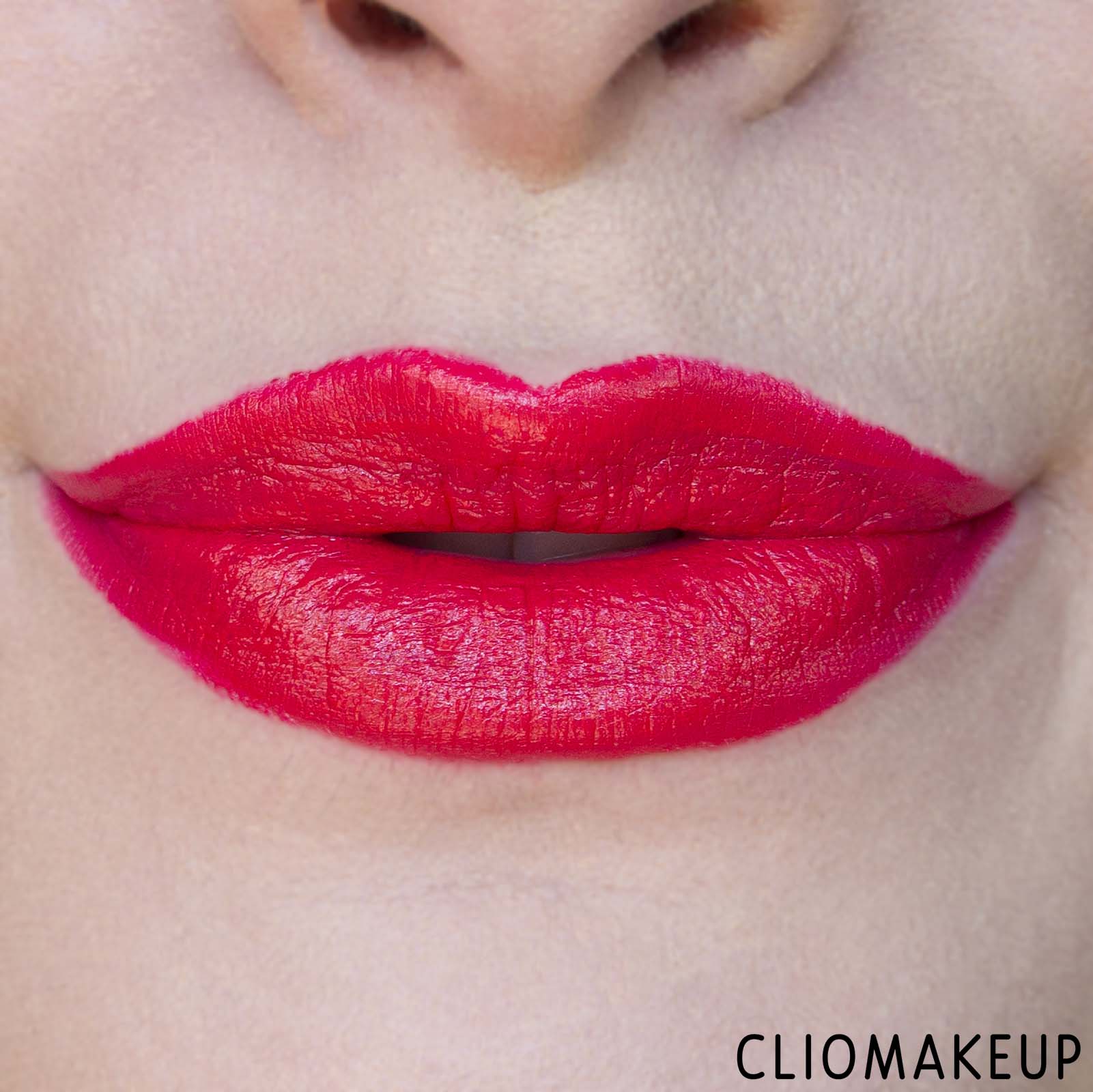 cliomakeup-recensione-rossetti-pupa-glamourose-petalips-rossetto-matt-impalpabile-14