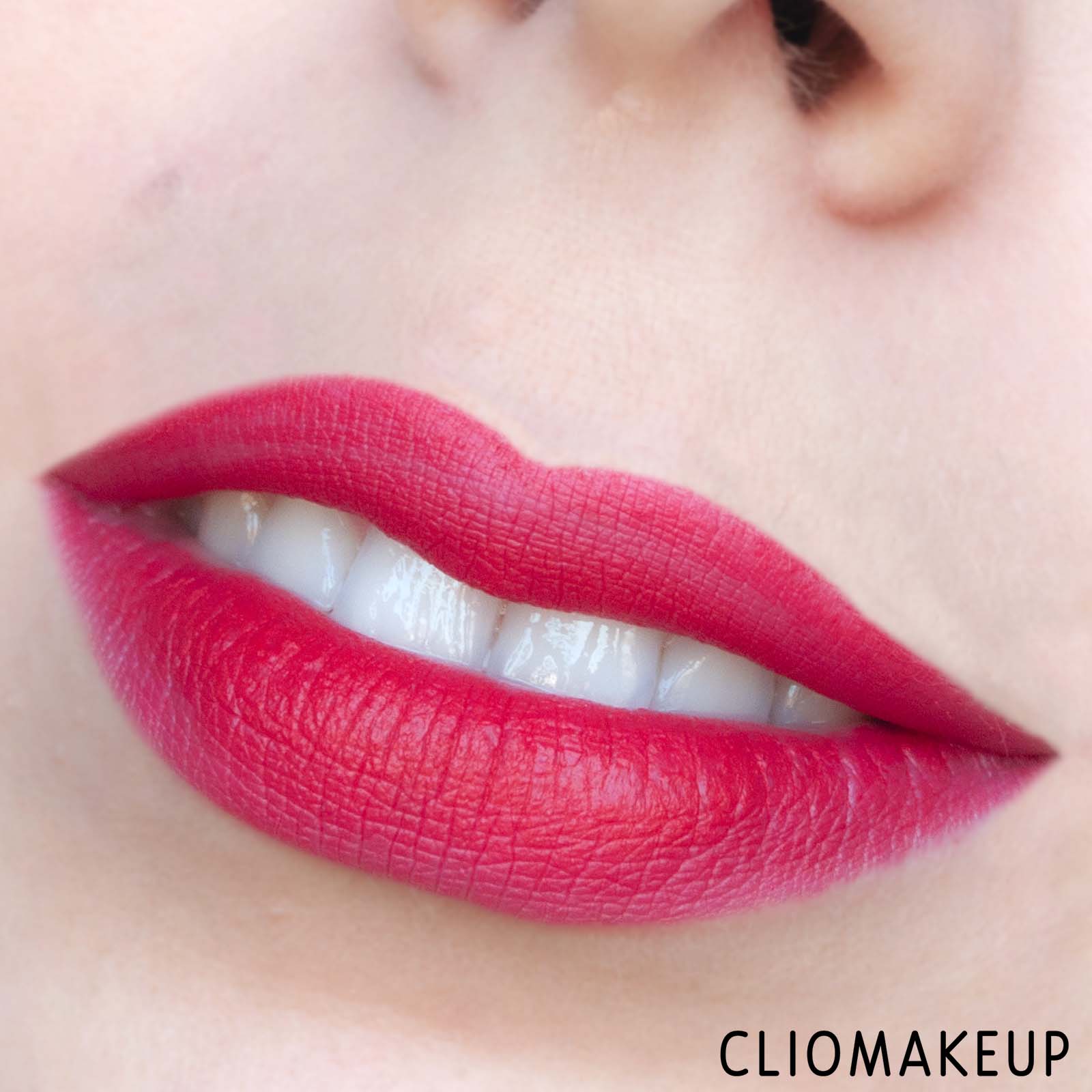 cliomakeup-recensione-rossetti-wycon-love-is-love-love-saves-all-lipstick-13