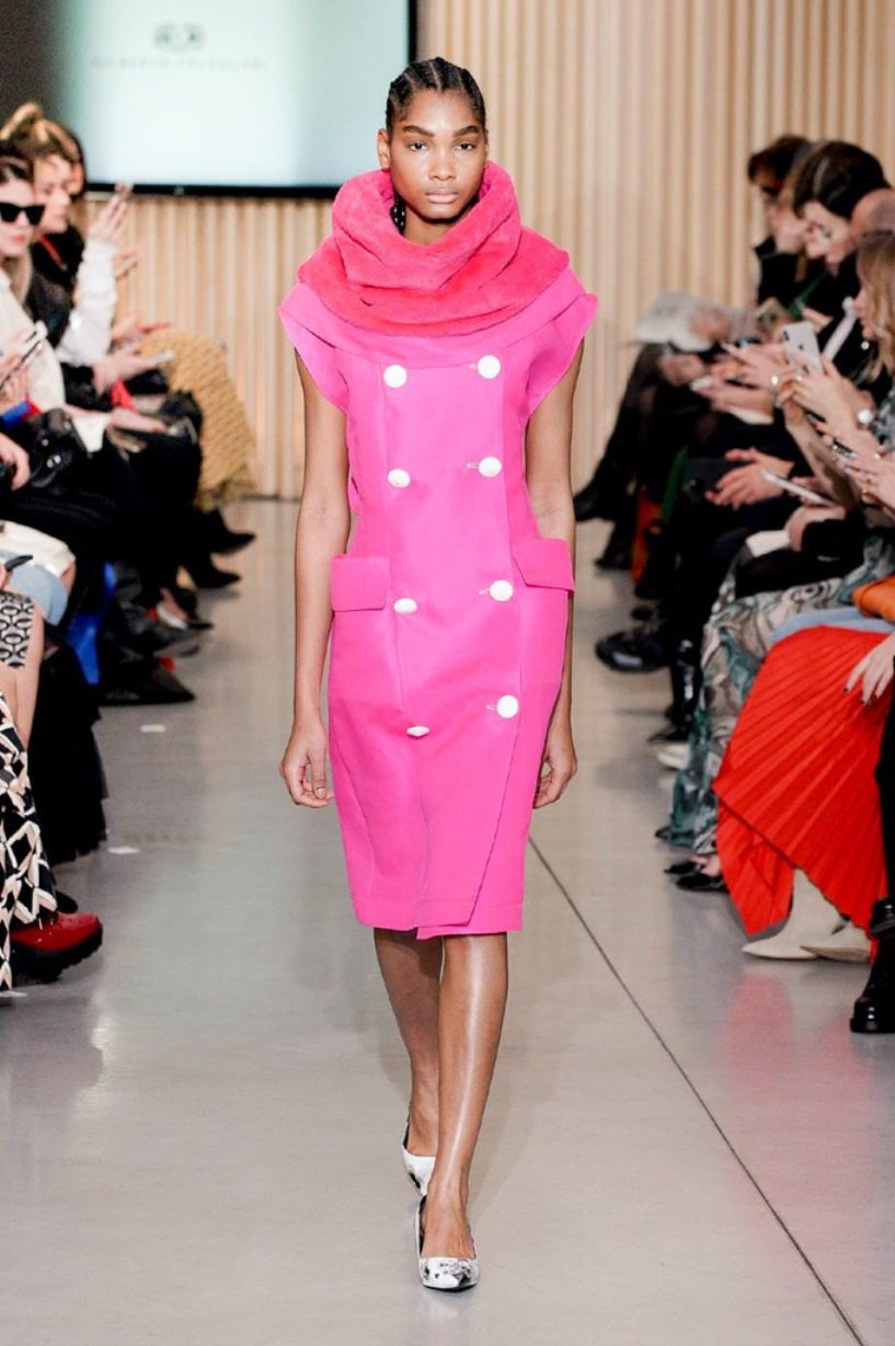 cliomakeup-tendenze-milano-fashion-week-febbraio-2020-4-calzolari