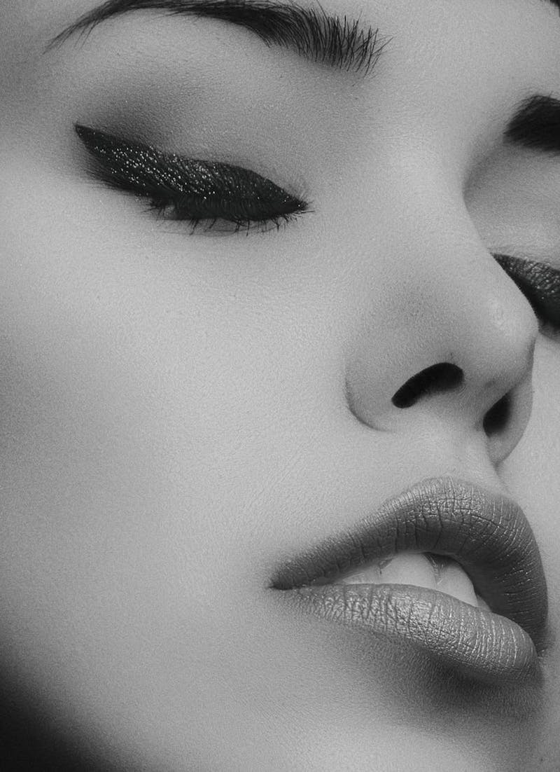 ClioMakeUp-frasi-belle-make-up-11-viso.jpg