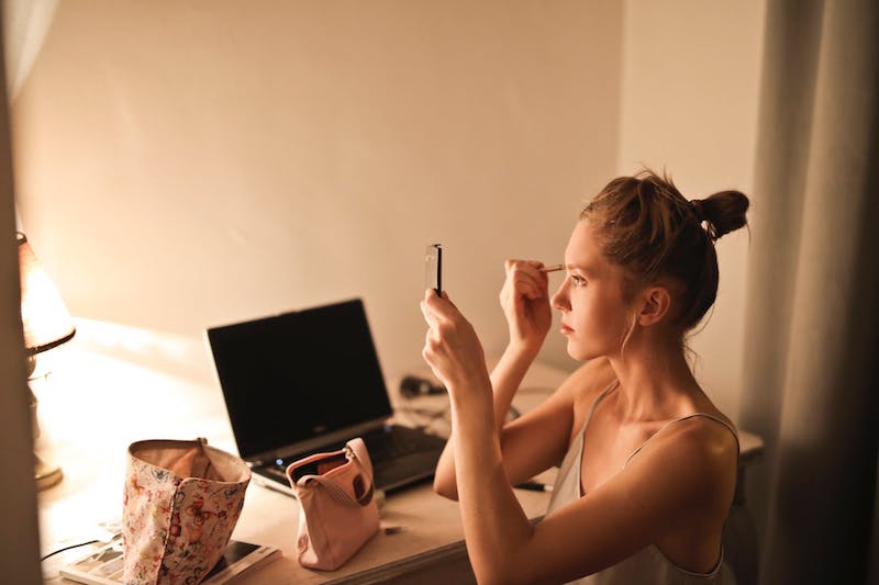 ClioMakeUp-frasi-belle-make-up-15-trucco-attenzioni.jpg