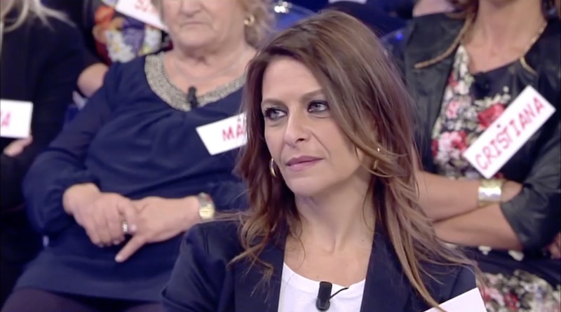 ClioMakeUp-uomini-donne-trono-over-8-erika.jpg
