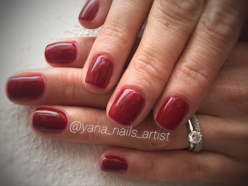 Cliomakeup-unghie-rosso-cherry-pie-6-yananailsartist