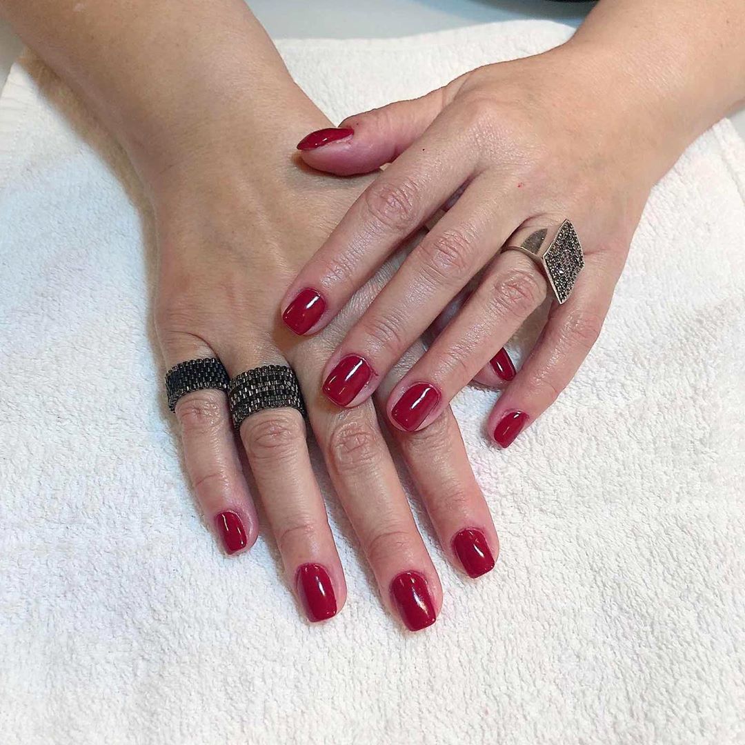 Cliomakeup-unghie-rosso-cherry-pie-7-angels_hair_studio_and_nails