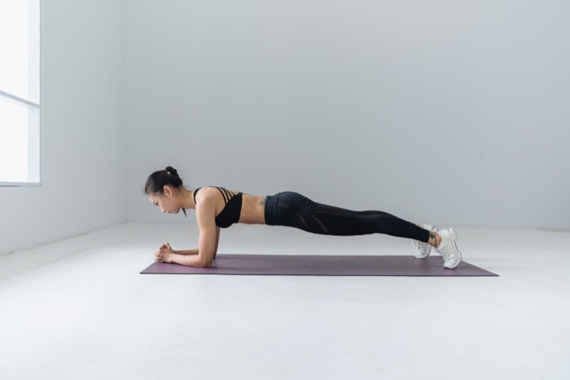 cliomakeup-allenamento-funzionale-9-plank