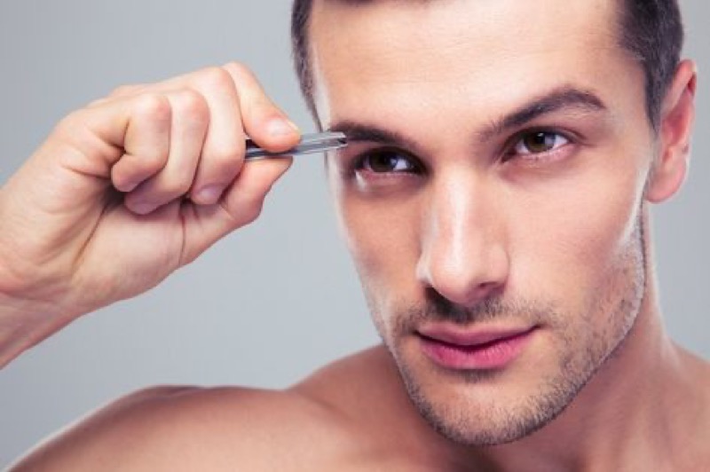 cliomakeup-beauty-routine-uomo-13-sopracciglia