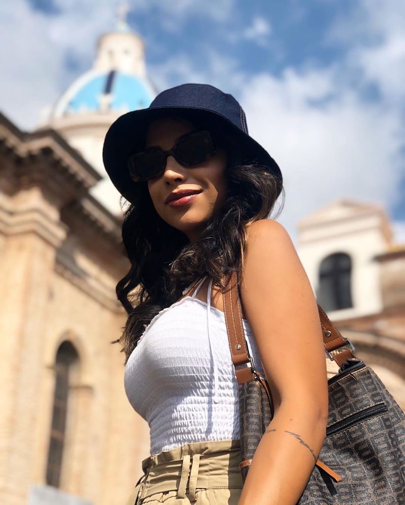 cliomakeup-bucket-hat-teamclio-11
