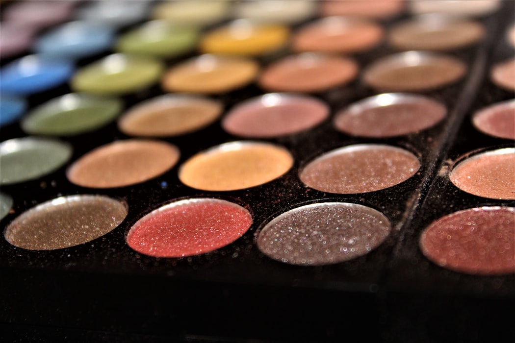 cliomakeup-come-pulire-trucchi-palette-11-cialde