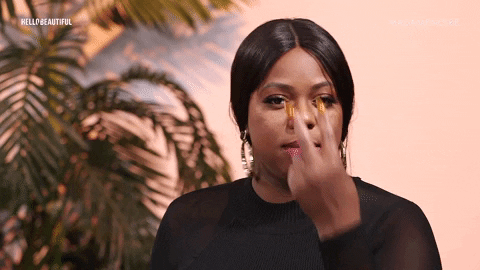 cliomakeup-cosa-c'è-sotto-le-unghie-17-gif-finale