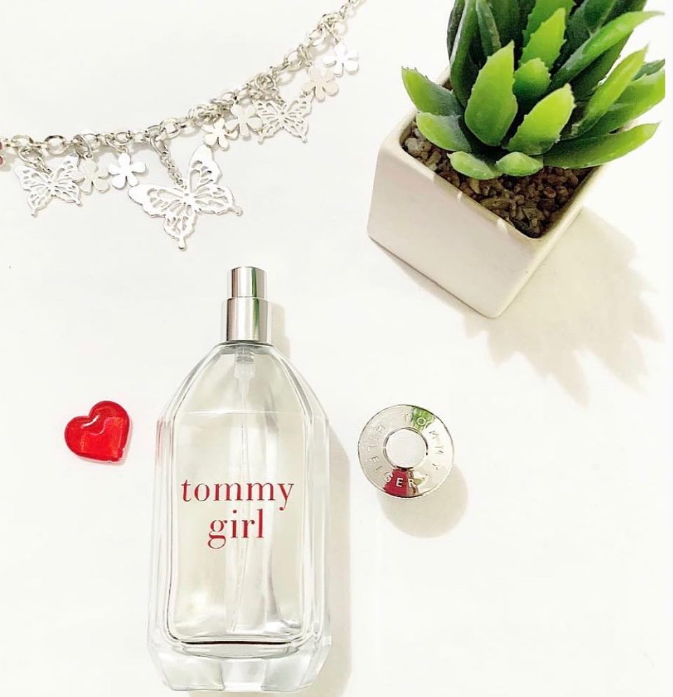 cliomakeup-elementi-beauty-anni-90-16-tommy-girl