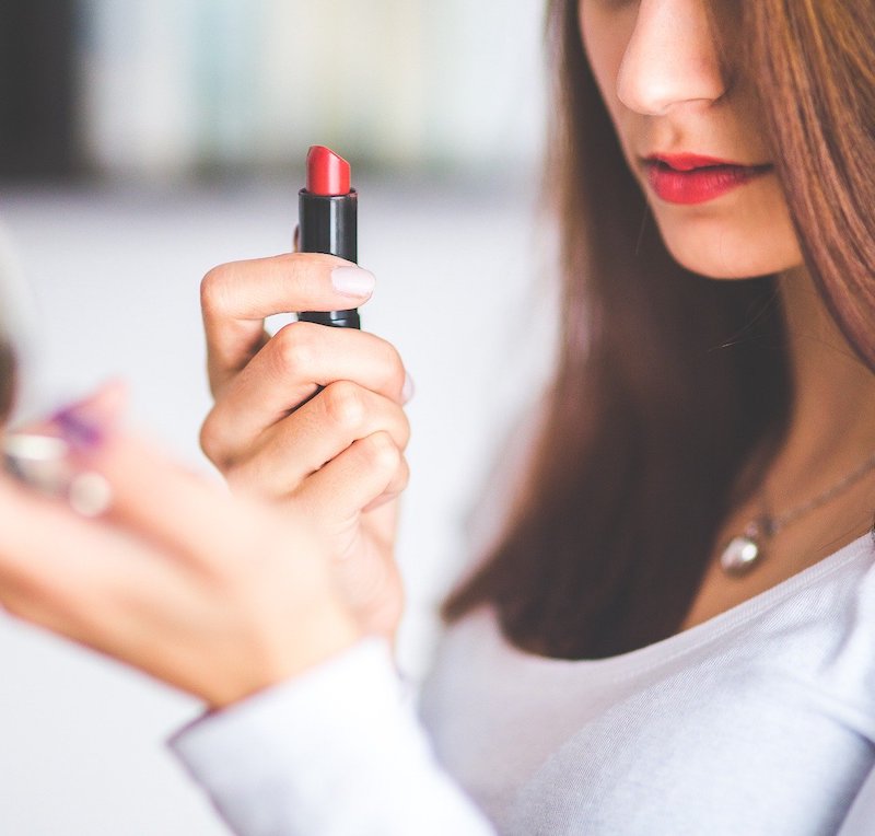 cliomakeup-lip-plumper-2020-teamclio-rossetto