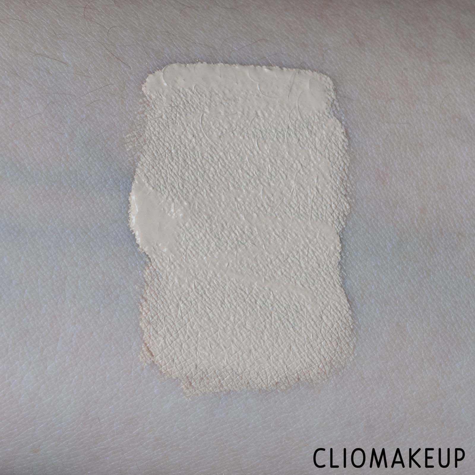 cliomakeup-recensione-correttore-hourglass-vanish-airbrush-concealer-7