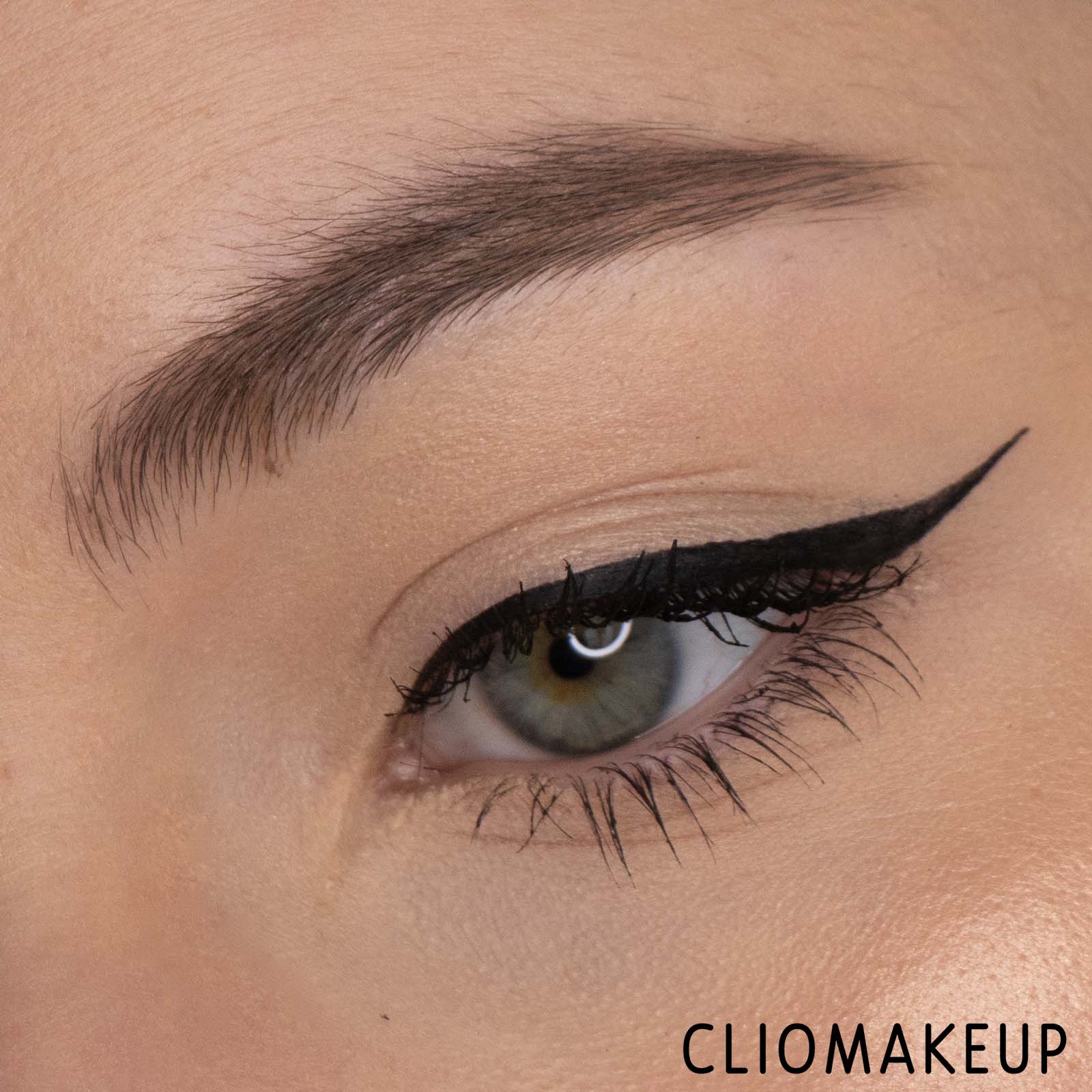 cliomakeup-recensione-gel-sopracciglia-mac-eye-brows-big-boost-fibre-gel-11