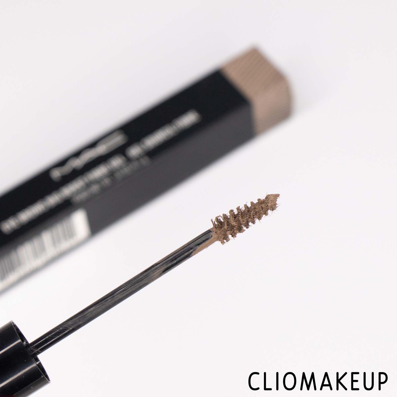cliomakeup-recensione-gel-sopracciglia-mac-eye-brows-big-boost-fibre-gel-5