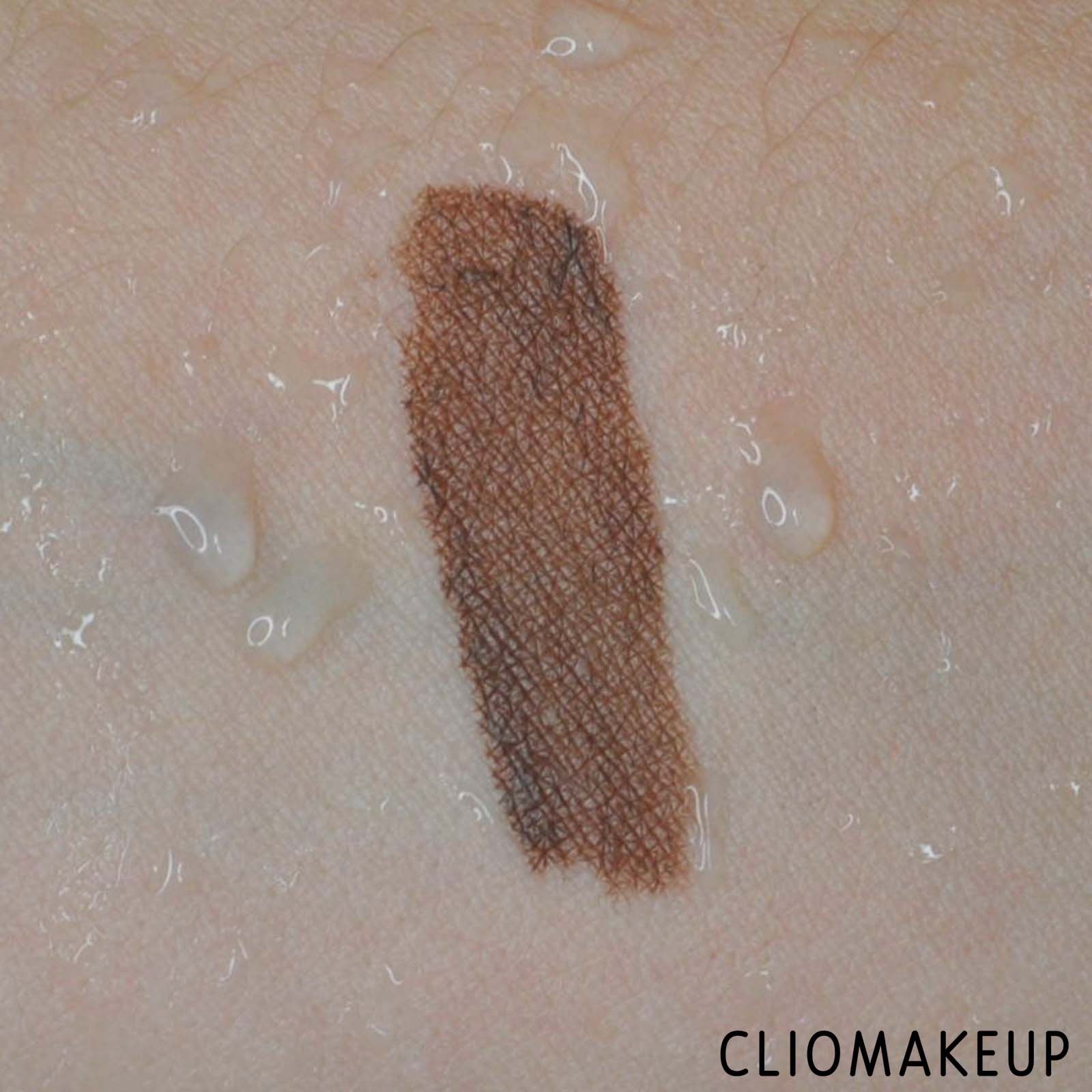 cliomakeup-recensione-gel-sopracciglia-urban-decay-inked-brow-insanely-long-lasting-waterproof- brow-gel-8