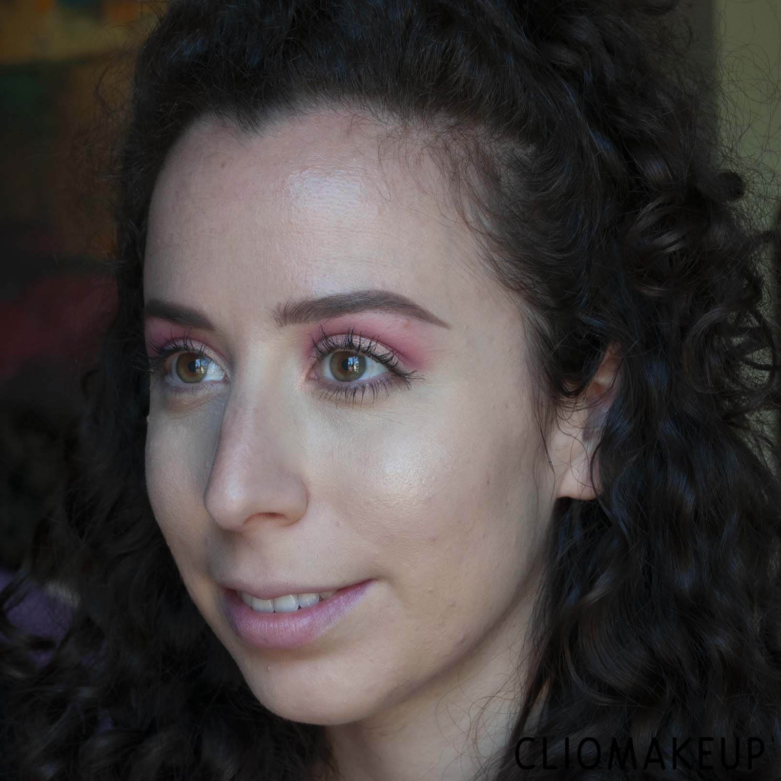 cliomakeup-recensione-illuminante-benefit-dandelion-twinkle-illuminante-10