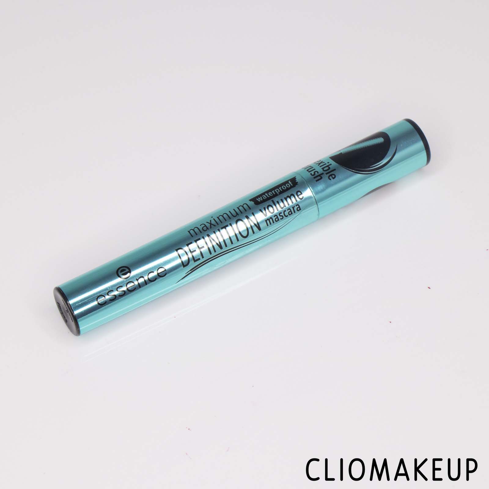 cliomakeup-recensione-mascara-essence-maximum-definition-waterproof-volume-mascara-2