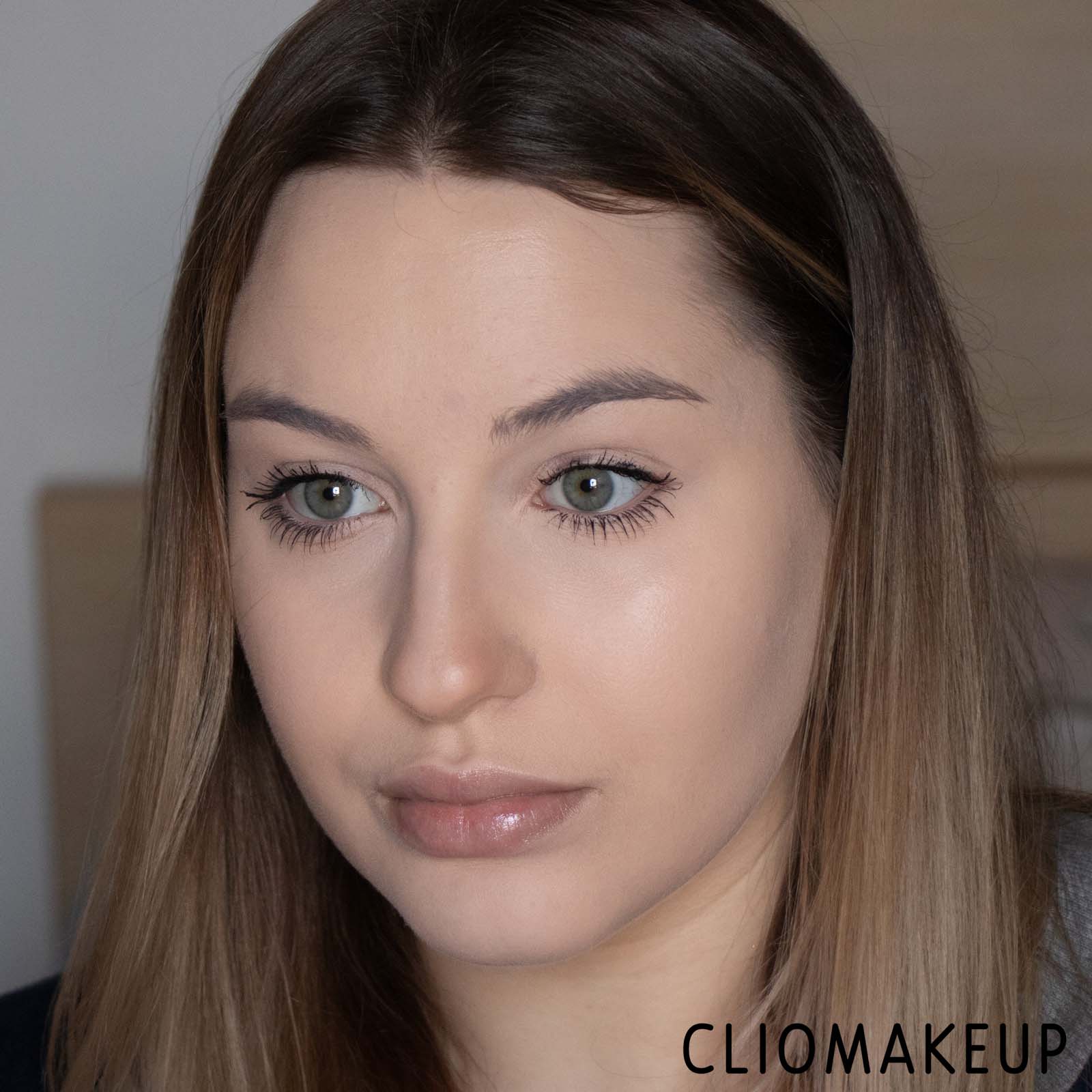 cliomakeup-recensione-palette-essence-choose-your-glow-highlighter-palette-8