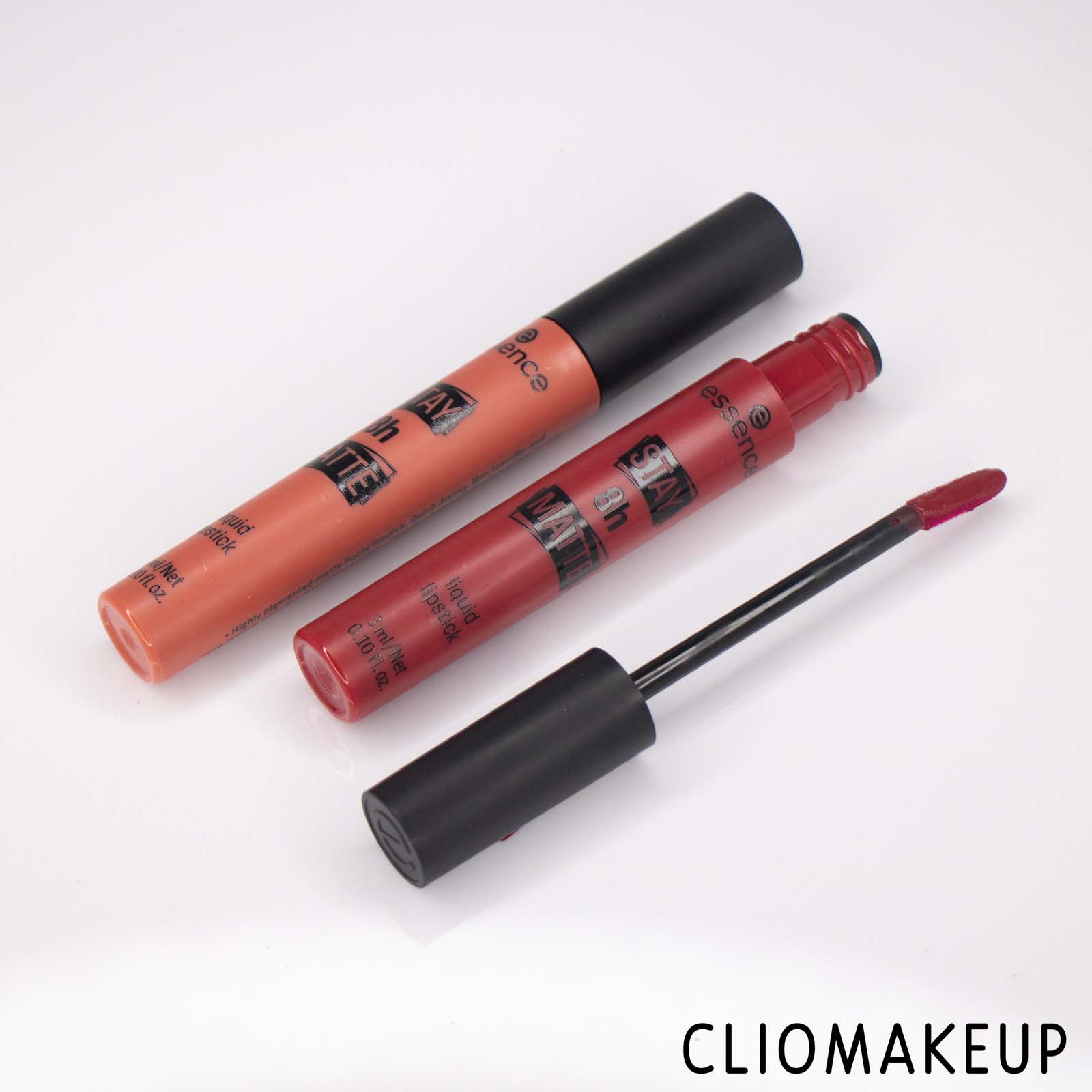 cliomakeup-recensione-rossetti-liquidi-essence-stay-8h-matte-liquid-lipstick-4