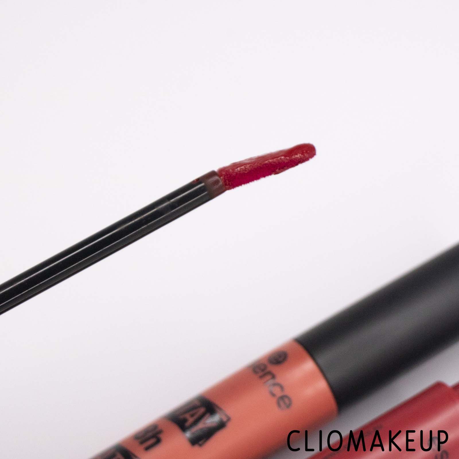 cliomakeup-recensione-rossetti-liquidi-essence-stay-8h-matte-liquid-lipstick-5
