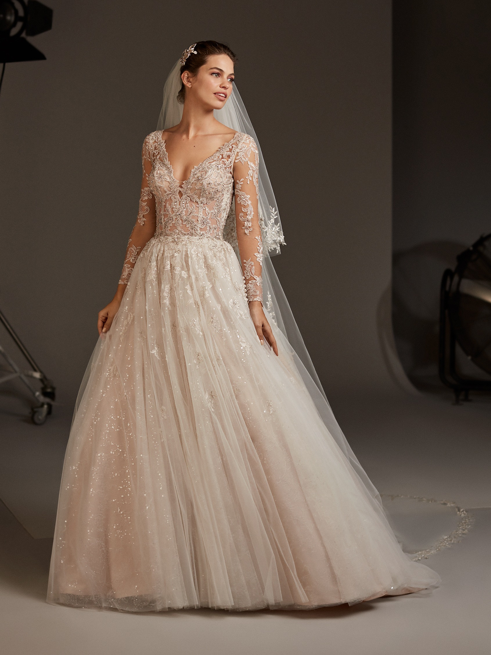 cliomakeup-abiti-sposa-romantici-4-pronovias