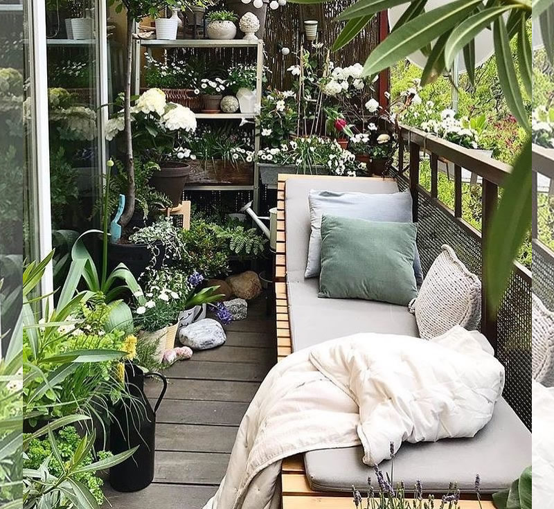 cliomakeup-come-arredare-balcone-19-lettino