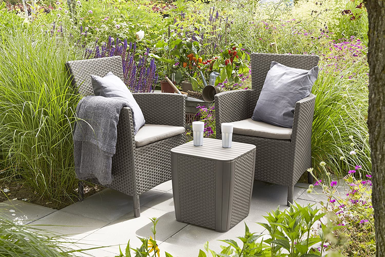 cliomakeup-come-arredare-balcone-6-keter-salottino