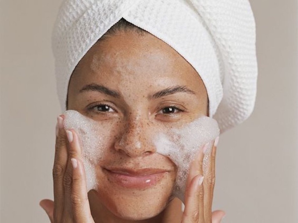 cliomakeup-detersione-viso-1-copertina