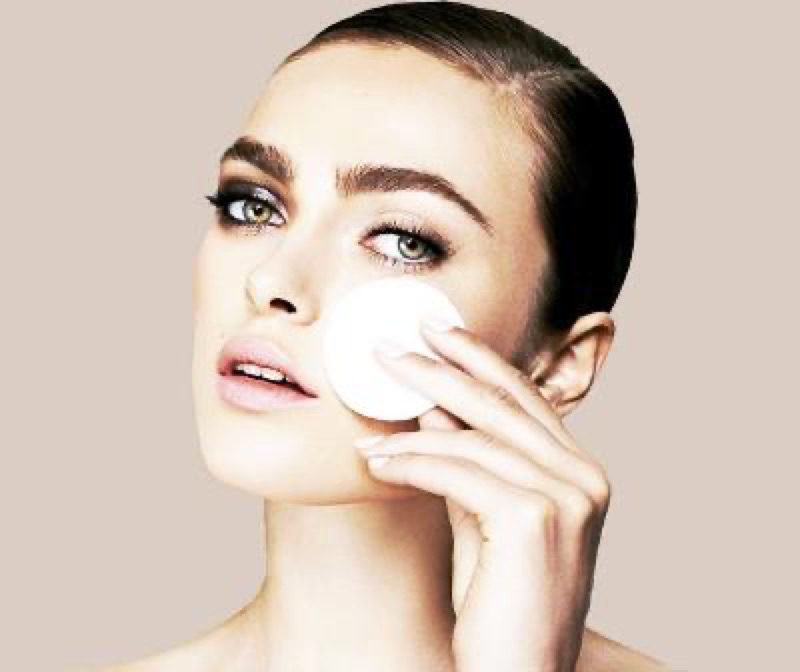 cliomakeup-detersione-viso-3-struccaggio