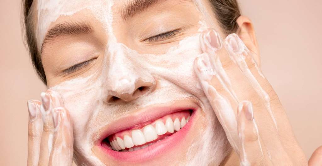 cliomakeup-peeling-viso-fai-da-te-1-copertina