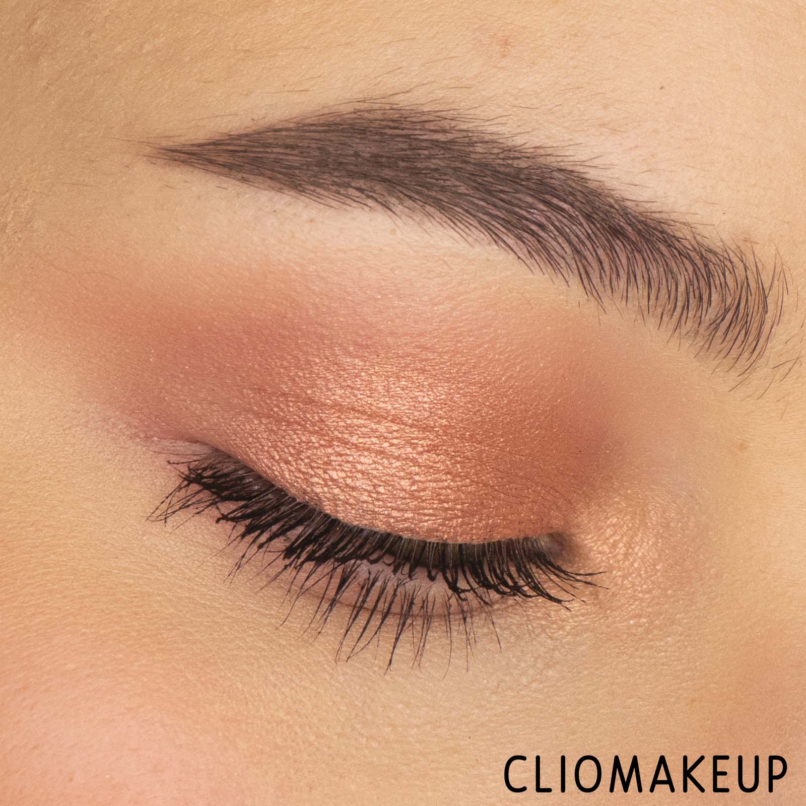 cliomakeup-recensione-palette-Charlotte-Tilbury-instant-eye-palette-pillow-talk-12