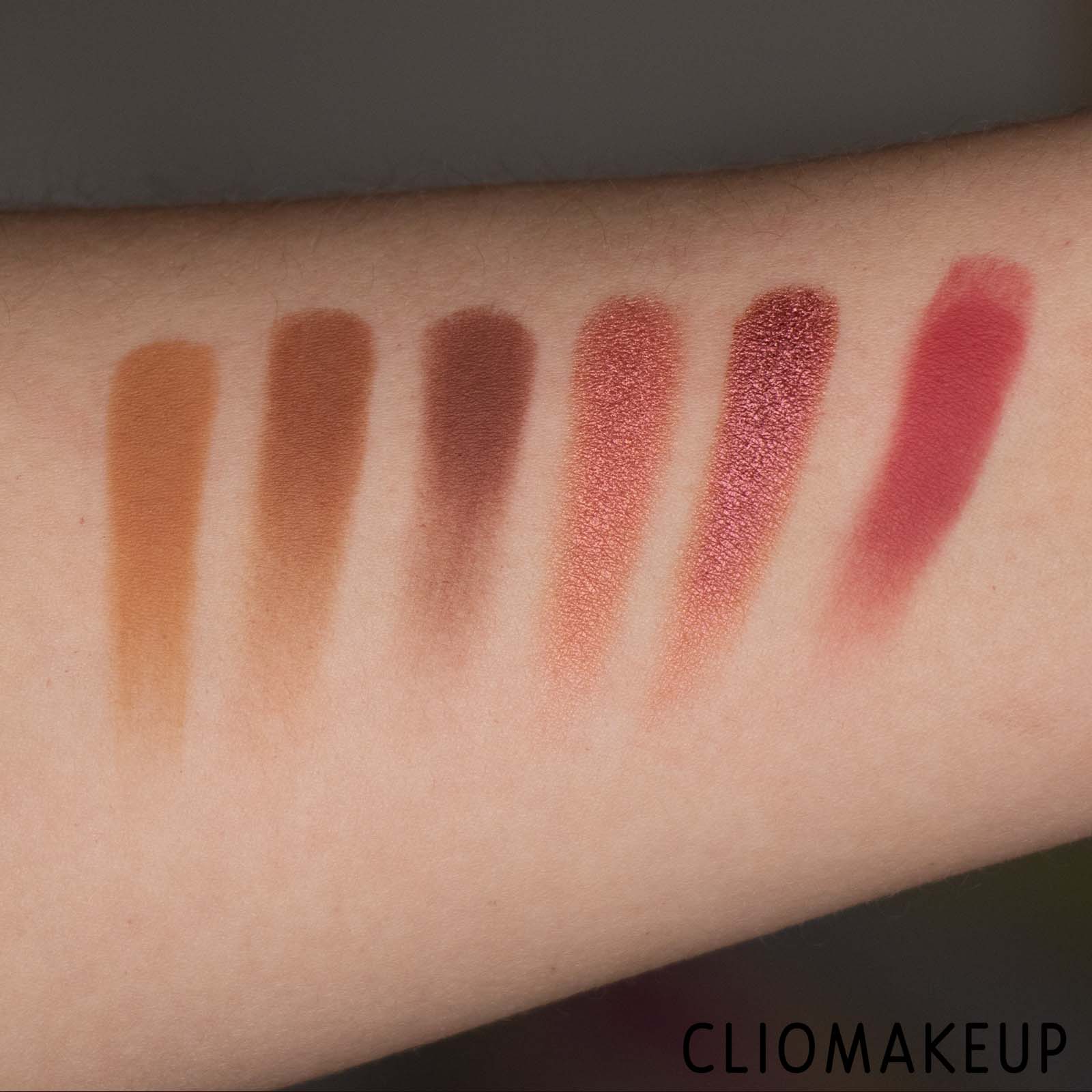 cliomakeup-recensione-palette-Charlotte-Tilbury-instant-eye-palette-pillow-talk-9