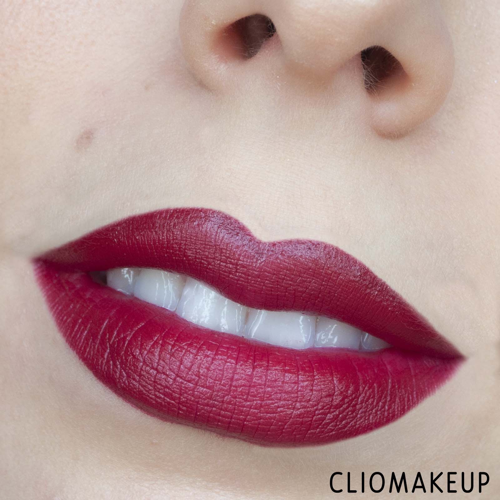 cliomakeup-recensione-rossetti-nyx-shout-loud-satin-lipstick-11