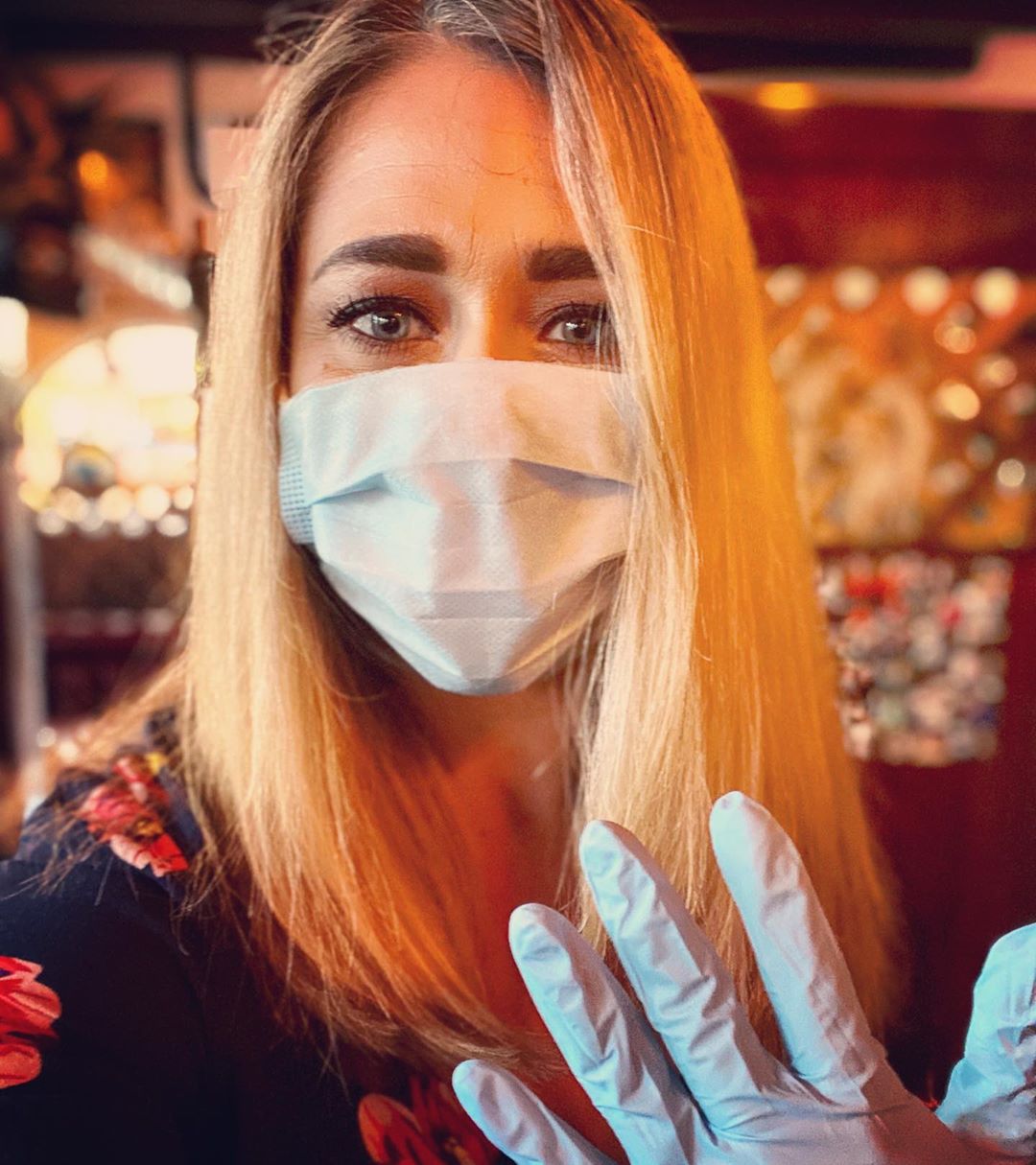 beauty case fase 2: portate sempre con voi dei guanti monouso di ricambio