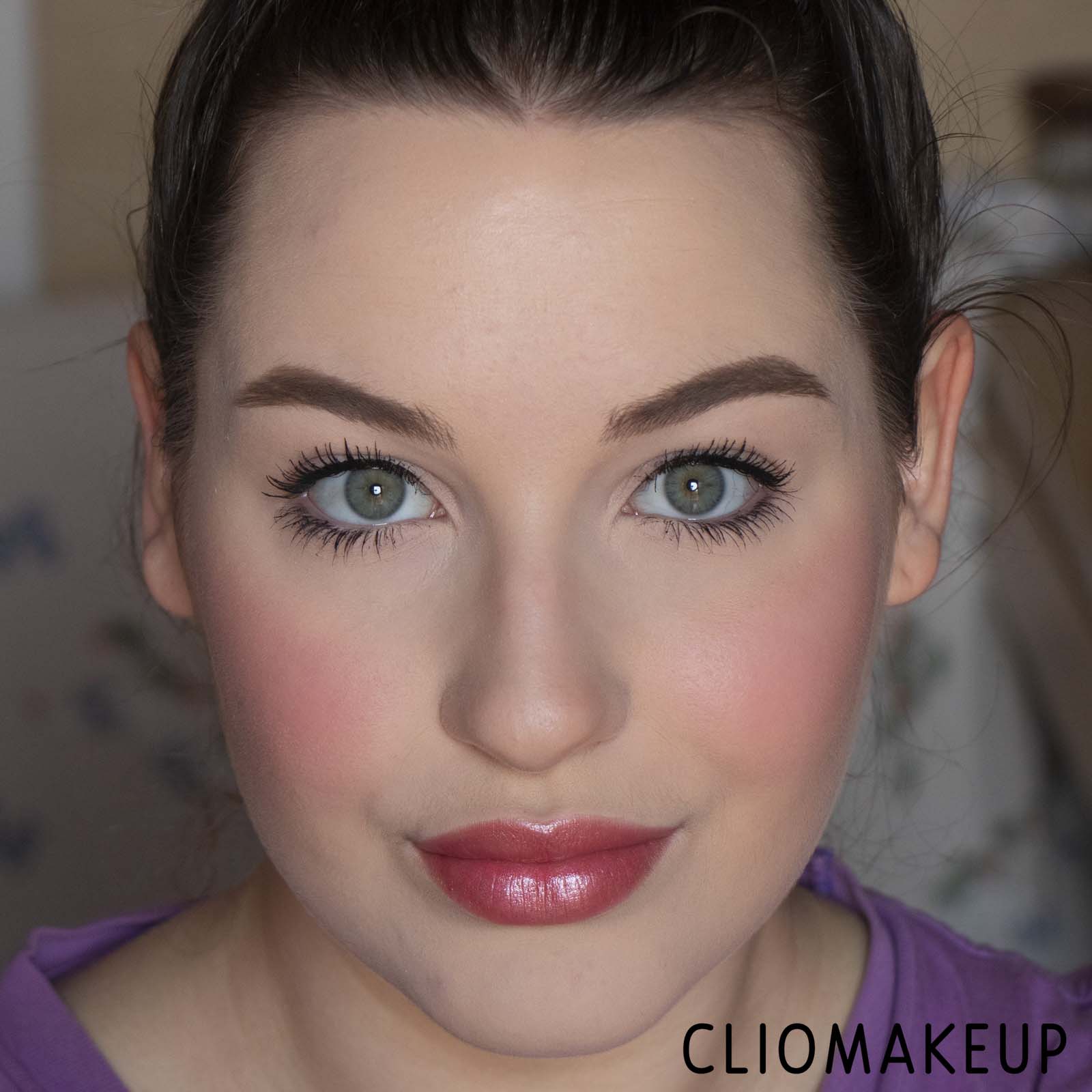cliomakeup-recensione-balsamo-labbra-essence-fruit-kiss-caring-lip-balm-14